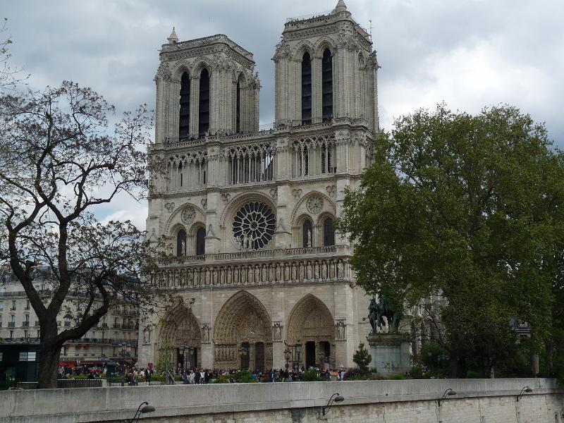 12-04-20-001-Paris-Notre-Dame.JPG